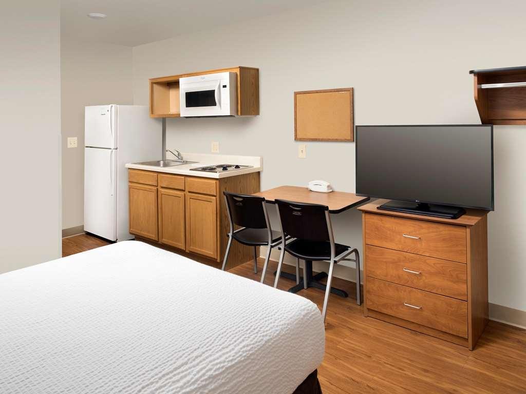 Extended Stay America Select Suites - Indianapolis - 그린우드 객실 사진